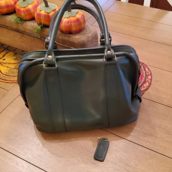 Vintage Coach Soft Satchel in Green + Hangtag - Picture 1 of 13